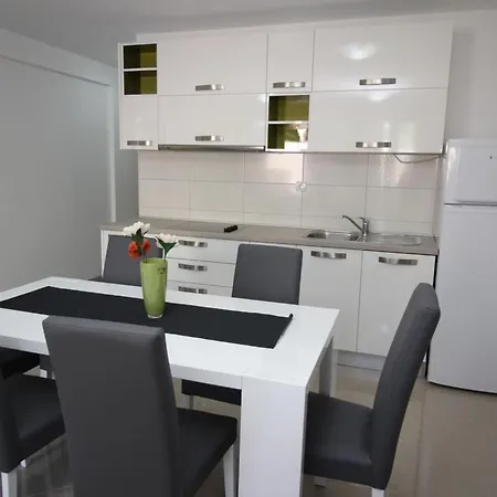 Appartement Gorica 1 A4 No-2 By Interhome