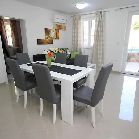 Gorica 1 A4 No-2 By Interhome * Baška