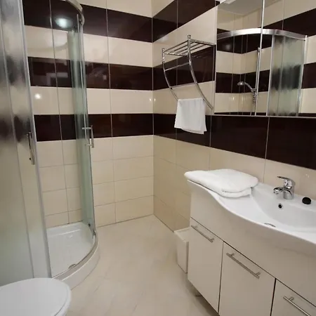 Gorica 1 A4 No-2 By Interhome Daire *