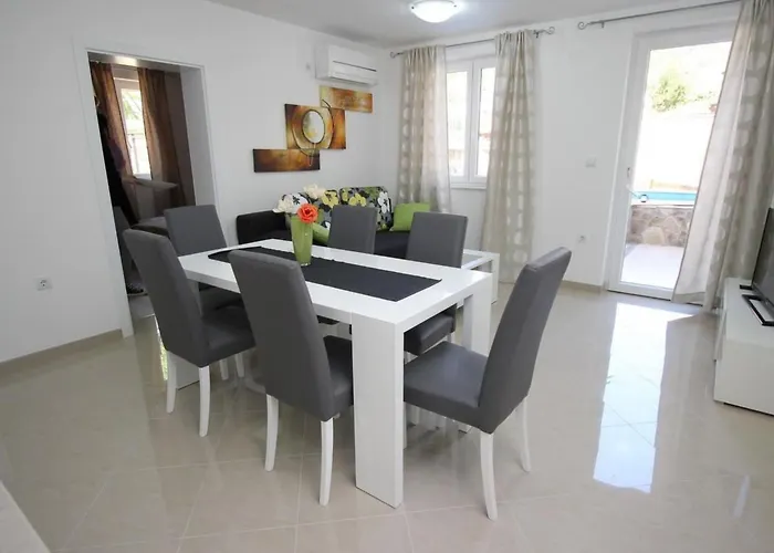 Gorica 1 A4 No-2 By Interhome * Baška