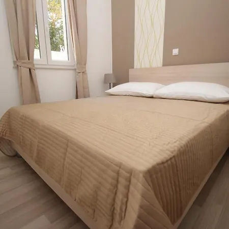 Apartamento Gorica 1 A4 No-2 By Interhome